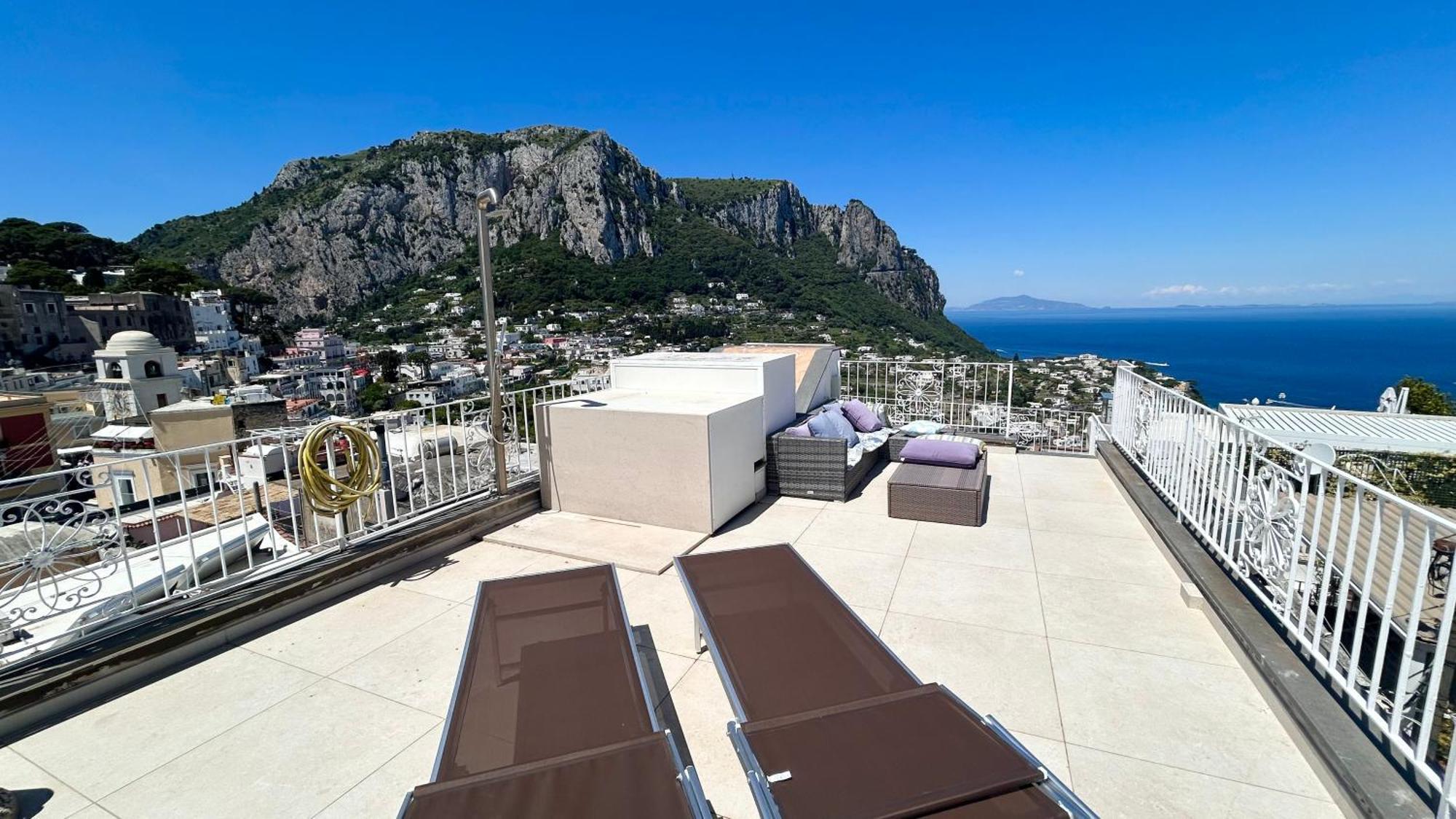 Rooftop Luxury Suite By Caprirooms Exterior foto
